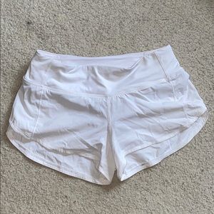 Lululemon Shorts - Speed Up Short 2.5”
